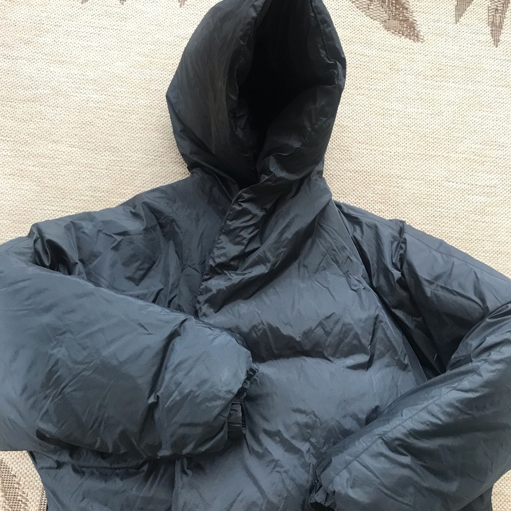 INC Short puffed nylon jacket.